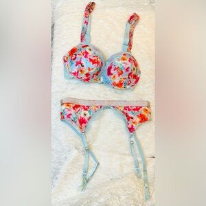 Victoria Secret 32C push up bra and garter set. Lightly worn